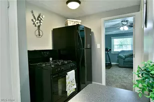 23 Massachusetts Ave, Poland, OH 44514 - Photo 20