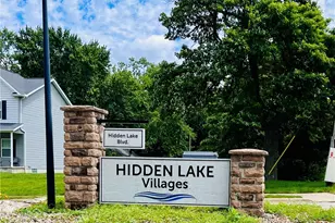1112 Hidden Lake Blvd, Akron, OH 44312 - Photo 2
