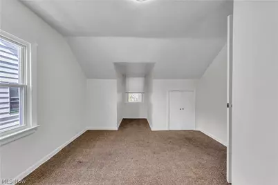 16004 Invermere Avenue, Loveland, OH 44128 - Photo 18