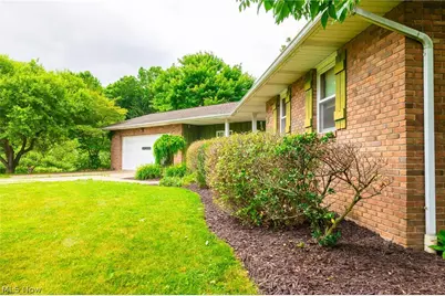 11861 Hidden Lake Drive, Marshallville, OH 44645 - Photo 4