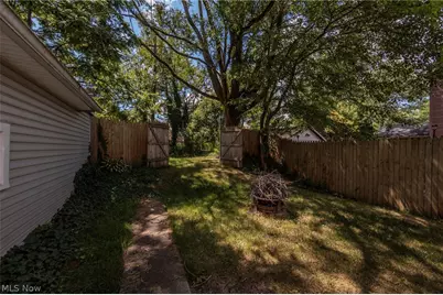 1511 Grace Street, Alliance, OH 44601 - Photo 4