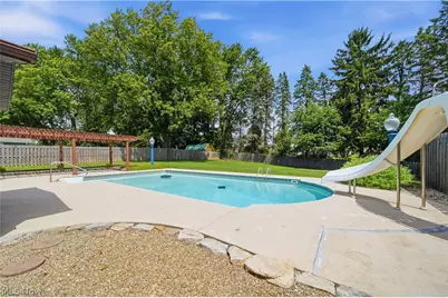5155 Oakvale Street SW, Canton, OH 44706 - Photo 32