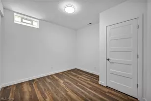 1872 W 57th St, Loveland, OH 44102 - Photo 38