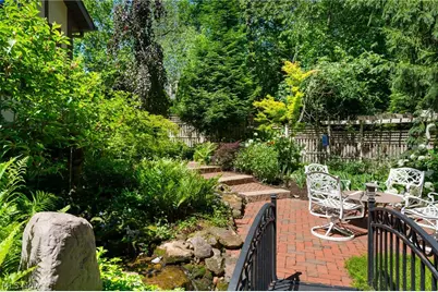 1920 Stockbridge Road, Akron, OH 44313 - Photo 44
