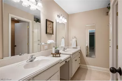 1920 Stockbridge Road, Akron, OH 44313 - Photo 28