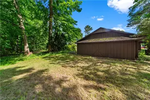 5911 Woodland Dr, North Ridgeville, OH 44039 - Photo 6
