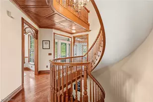 548 Appomattox Ct, LaGrange, OH 44050 - Photo 8