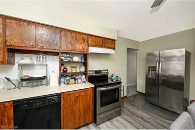 51 Devonshire Drive, Akron, OH 44312 - Photo 20