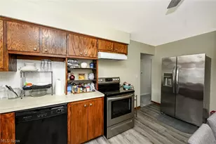 51 Devonshire Dr, Akron, OH 44312 - Photo 20