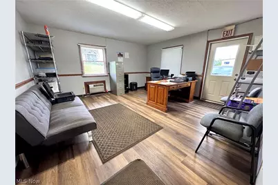 622 Pleasant Valley Road NW, Sugarcreek, OH 44681 - Photo 8