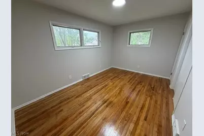 149 Parkway Drive, Eastlake, OH 44095 - Photo 6