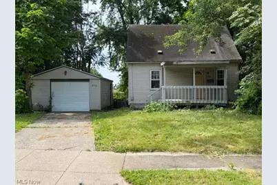 950 Silvercrest Avenue, Akron, OH 44314 - Photo 2