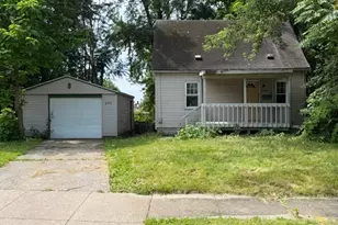 950 Silvercrest Ave, Akron, OH 44314 - Photo 2