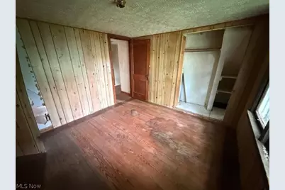 950 Silvercrest Avenue, Akron, OH 44314 - Photo 10