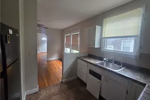 1872 Cordova Ave, Youngstown, OH 44504 - Photo 8