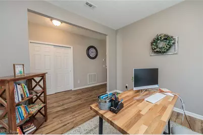 162 Kensington Way, Elyria, OH 44035 - Photo 10