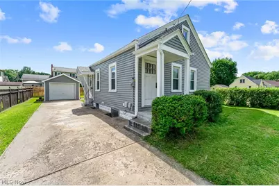 3332 Sheridan Road, Youngstown, OH 44502 - Photo 2