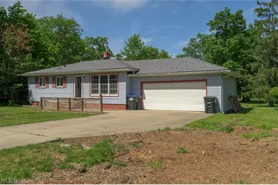 1528 Diana Drive, Brunswick, OH 44212 - Photo 2