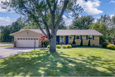 9466 Avery Road, Grandview Heights, OH 44147 - Photo 2