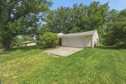 1965 Koons Road, North Canton, OH 44720 - Photo 6