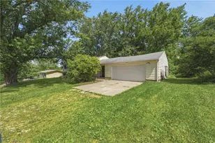 1965 Koons Rd, North Canton, OH 44720 - Photo 6