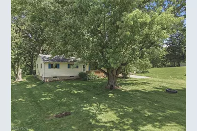 1965 Koons Road, North Canton, OH 44720 - Photo 4