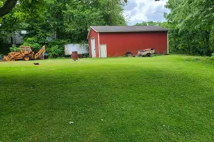 8094 Fohl St SW, Navarre, OH 44662 - Photo 2
