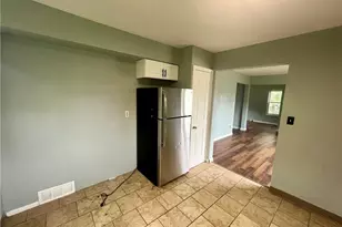 3059 E 73rd St, Loveland, OH 44104 - Photo 8