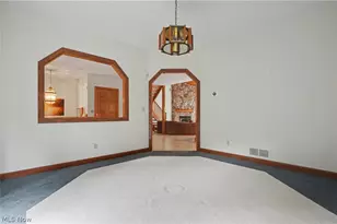 11440 Glenmora Dr, Chardon, OH 44024 - Photo 12
