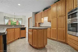 11440 Glenmora Dr, Chardon, OH 44024 - Photo 6