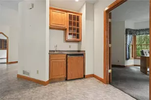 11440 Glenmora Dr, Chardon, OH 44024 - Photo 14