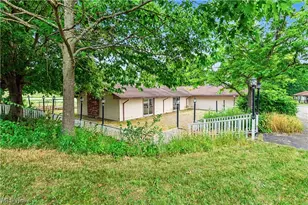 10036 Wilson Mills Rd, Chardon, OH 44024 - Photo 2