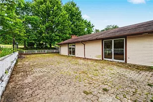 10036 Wilson Mills Rd, Chardon, OH 44024 - Photo 12