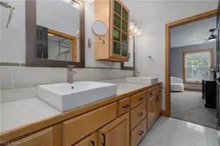 41 W Nimisila Rd, New Franklin, OH 44319 - Photo 34
