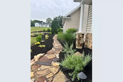 41 W Nimisila Road, New Franklin, OH 44319 - Photo 10