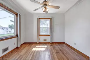 3203 Oakdale Ave, Lorain, OH 44055 - Photo 10