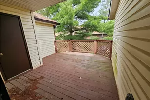 8605 Scenicview Dr, Grandview Heights, OH 44147 - Photo 24