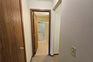 8605 Scenicview Dr, Grandview Heights, OH 44147 - Photo 16