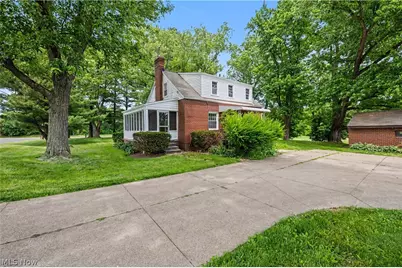 1808 W Comet Road, New Franklin, OH 44614 - Photo 1