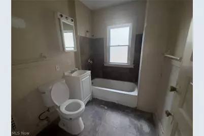 10006 Somerset Avenue, Loveland, OH 44108 - Photo 30