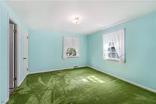 19909 Malvern Rd, Huber Heights, OH 44122 - Photo 32