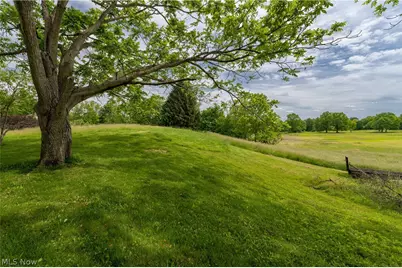 1740 W Comet Road, New Franklin, OH 44216 - Photo 24
