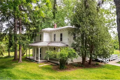 1740 W Comet Road, New Franklin, OH 44216 - Photo 2