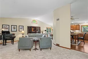 604 Inverness Rd, Akron, OH 44313 - Photo 4