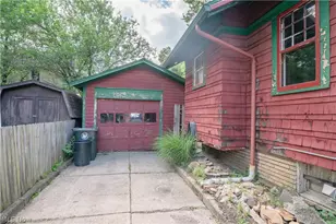 1131 Broad Ave NW, Canton, OH 44708 - Photo 24