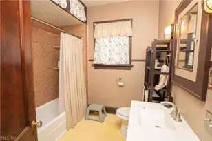 1131 Broad Ave NW, Canton, OH 44708 - Photo 16