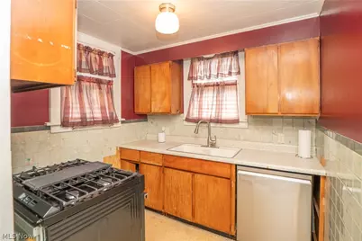 1131 Broad Avenue NW, Canton, OH 44708 - Photo 10