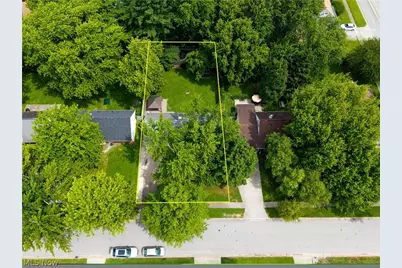 4905 Pinewood Drive, Sheffield Lake, OH 44054 - Photo 32