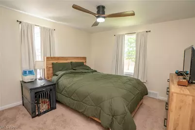 184 Ambrose Avenue NW, Canton, OH 44708 - Photo 16