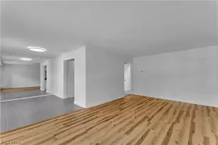 3279 Warrensville Center Rd, Huber Heights, OH 44122 - Photo 4